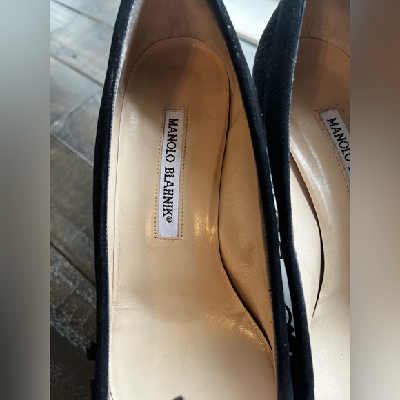 Manolo Blahnik Shoes - Picture 2 of 6